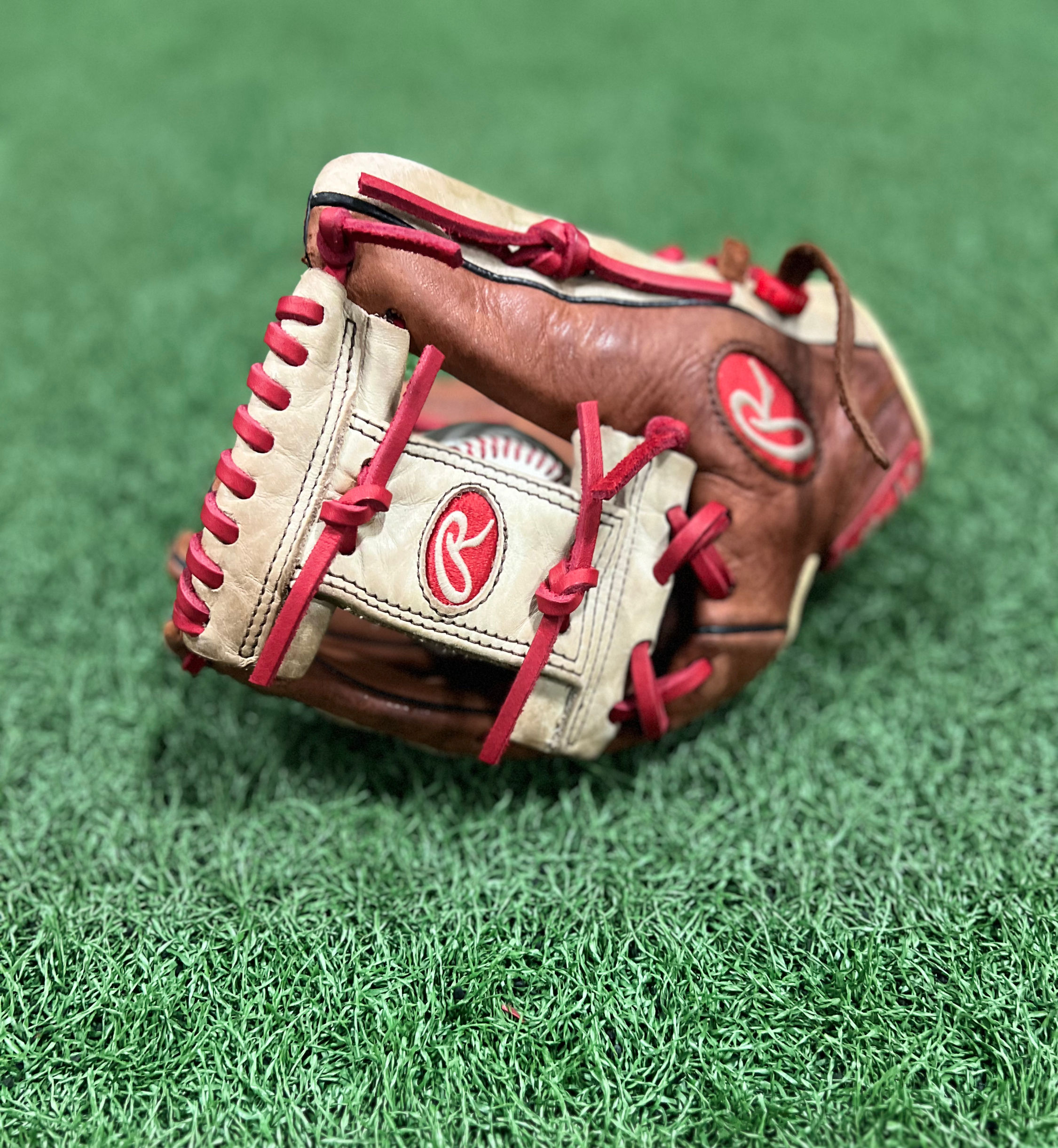 ROOKIE - Full Infield Relace