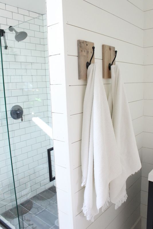 where to dry towels in small bathroom