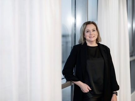 Apteekkari Hanna Wahlman aloitti Tuuloksen sivuapteekissa