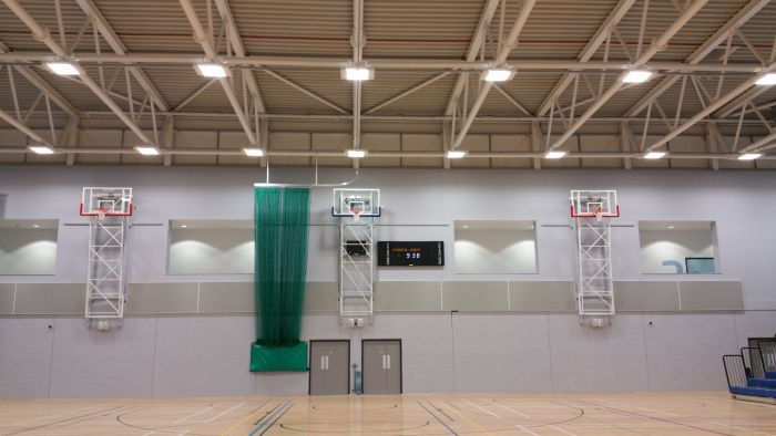 Miniatura: Canastas de baloncesto –de competición- pared fija, plegado hacia arriba