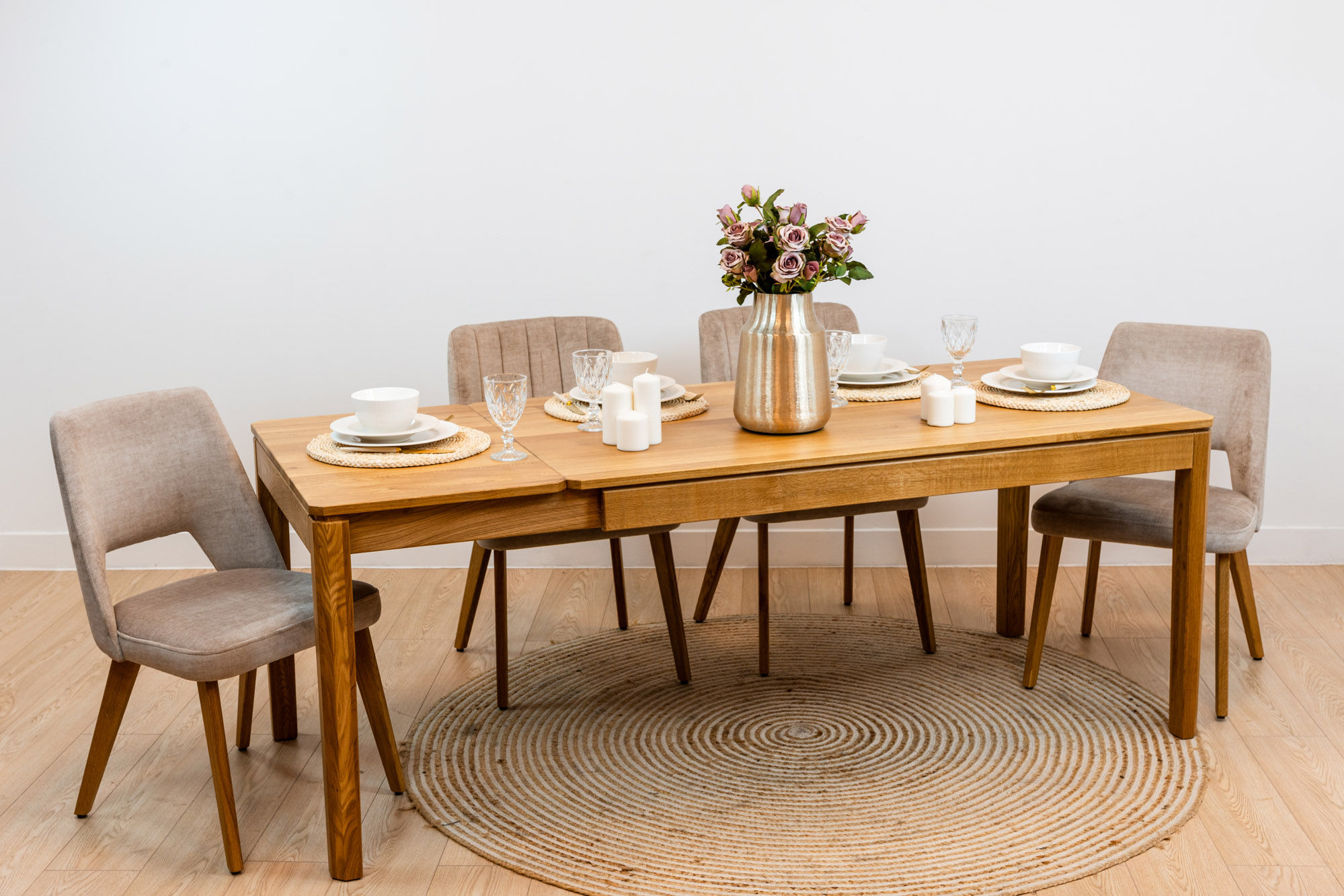 Stoł z Johnson drewna dębowego od cozy wood