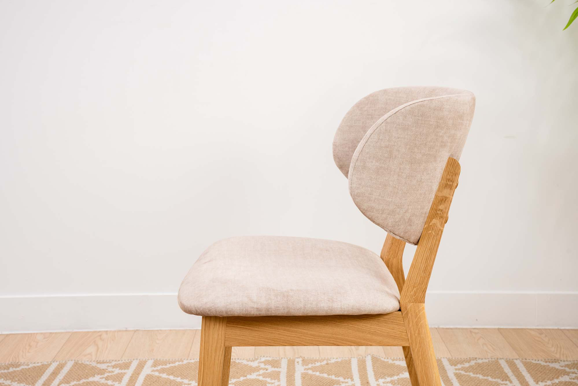 Krzesło Arno z drewna dębowegо - Natural - Vogue 02