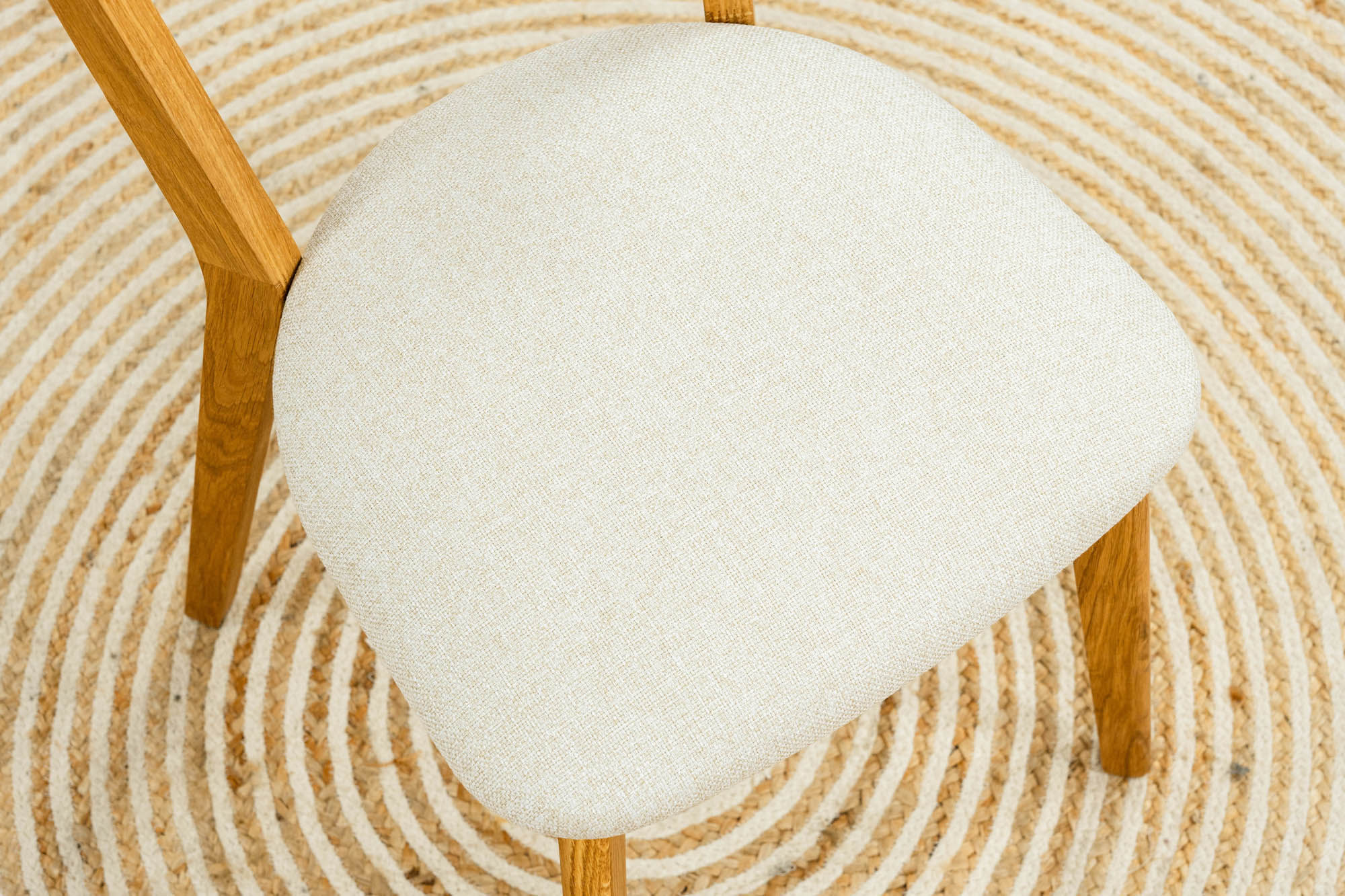 Krzesło Isku z drewna dębowegо - Hard Wax Oil - jazz 01