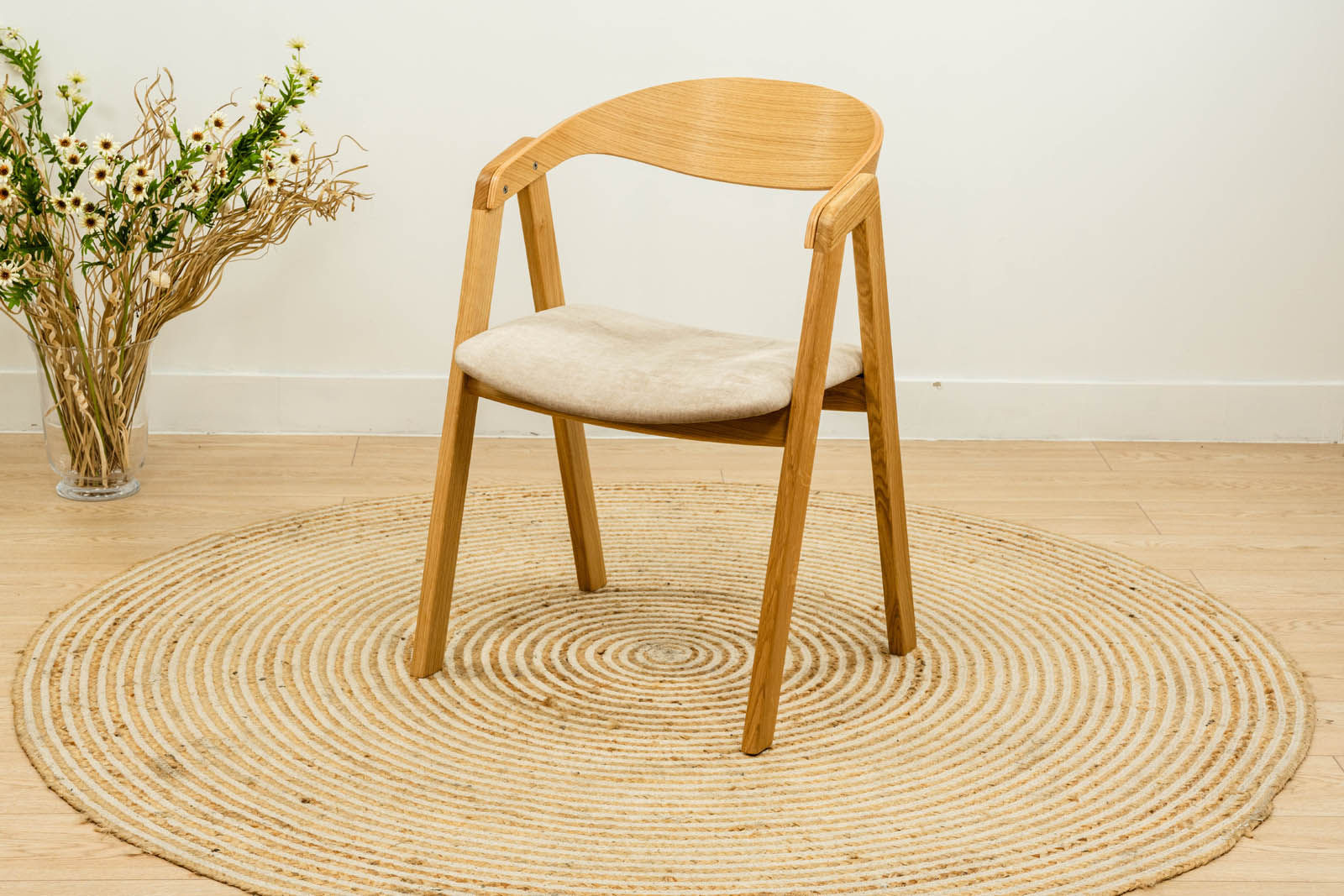 Krzesło dębowe tapicerowane ISSA - lite drewno / wosk / beige 02 - STÓŁ I KRZESŁO - SALON MEBLOWY