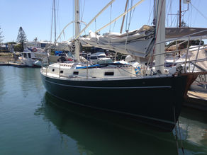 Freedom 33 Electric sailing yacht