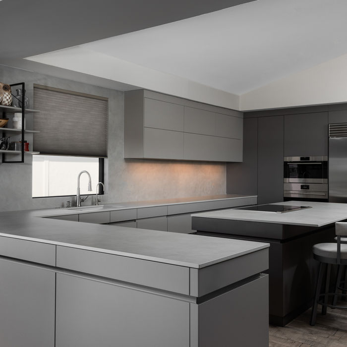 All grey kitchen with Olive Grey and Fossil Grey finishes by Leicht Scottsdale