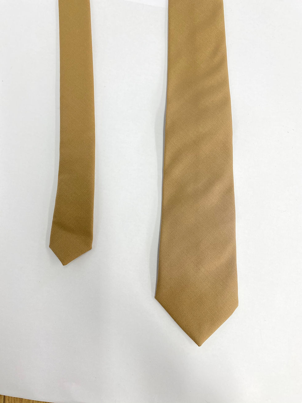 Thumbnail: LIGHT CHESTNUT BROWN TIE