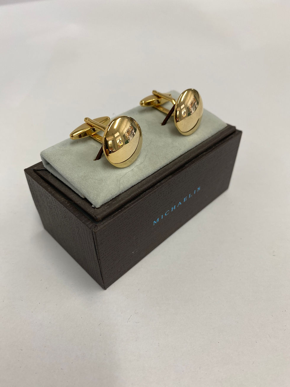 Thumbnail: MICHAELS CIRCULAR  GOLD CUFFLINKS