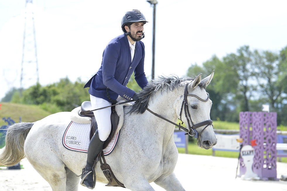Florian et Gandhi en piste, au galop