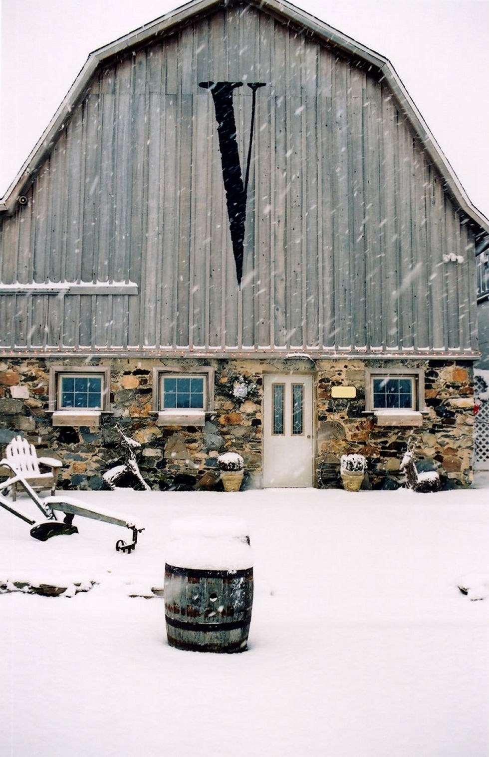 barn_winter_1_jpg.jpg