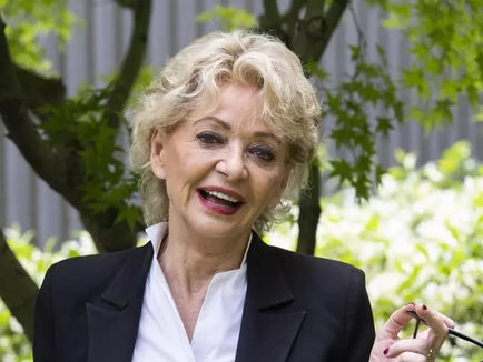 ADDIO A ENRICA BONACCORTI: "LA SIGNORA DELLA TV" SI E' SPENTA A 76 ANNI