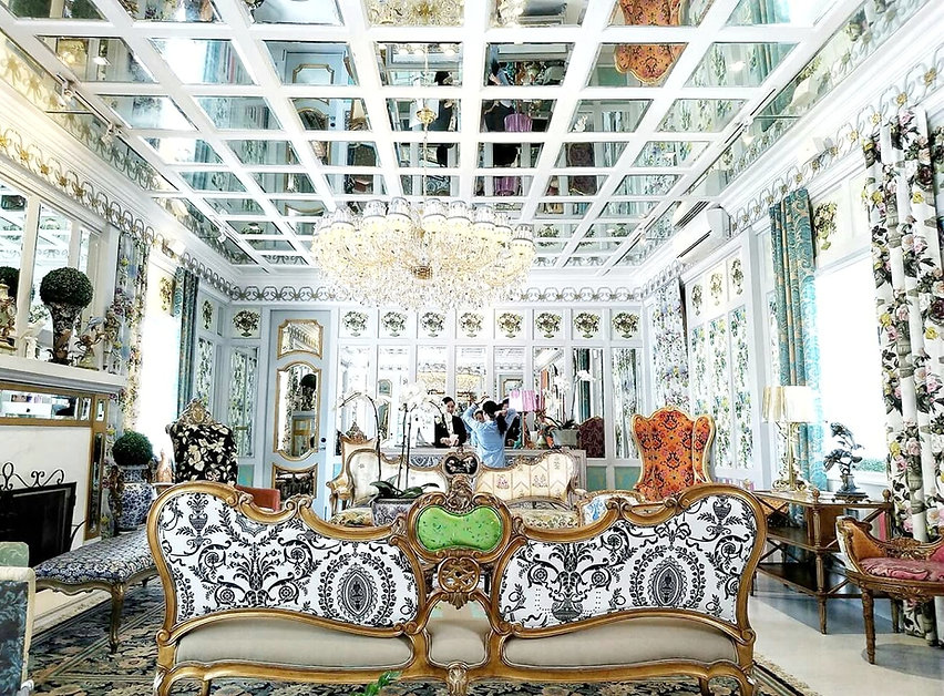 glass house.jpeg