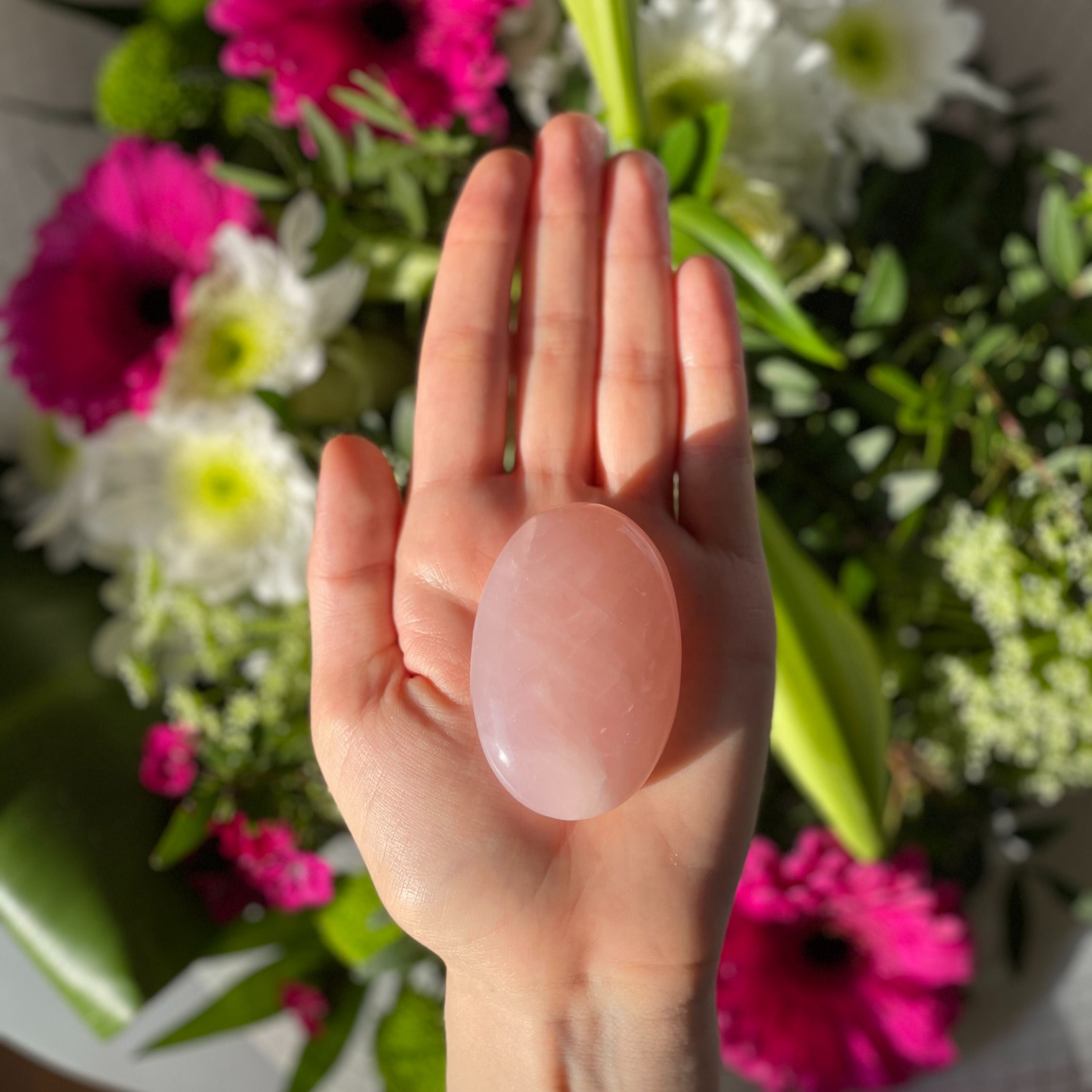 Galet XL de Quartz rose ✧ Amour & Amour de Soi