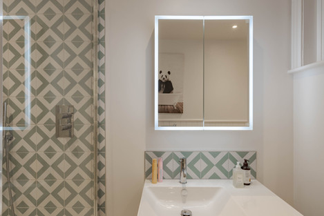 Bullrush_Farm_Bathroom_2-4