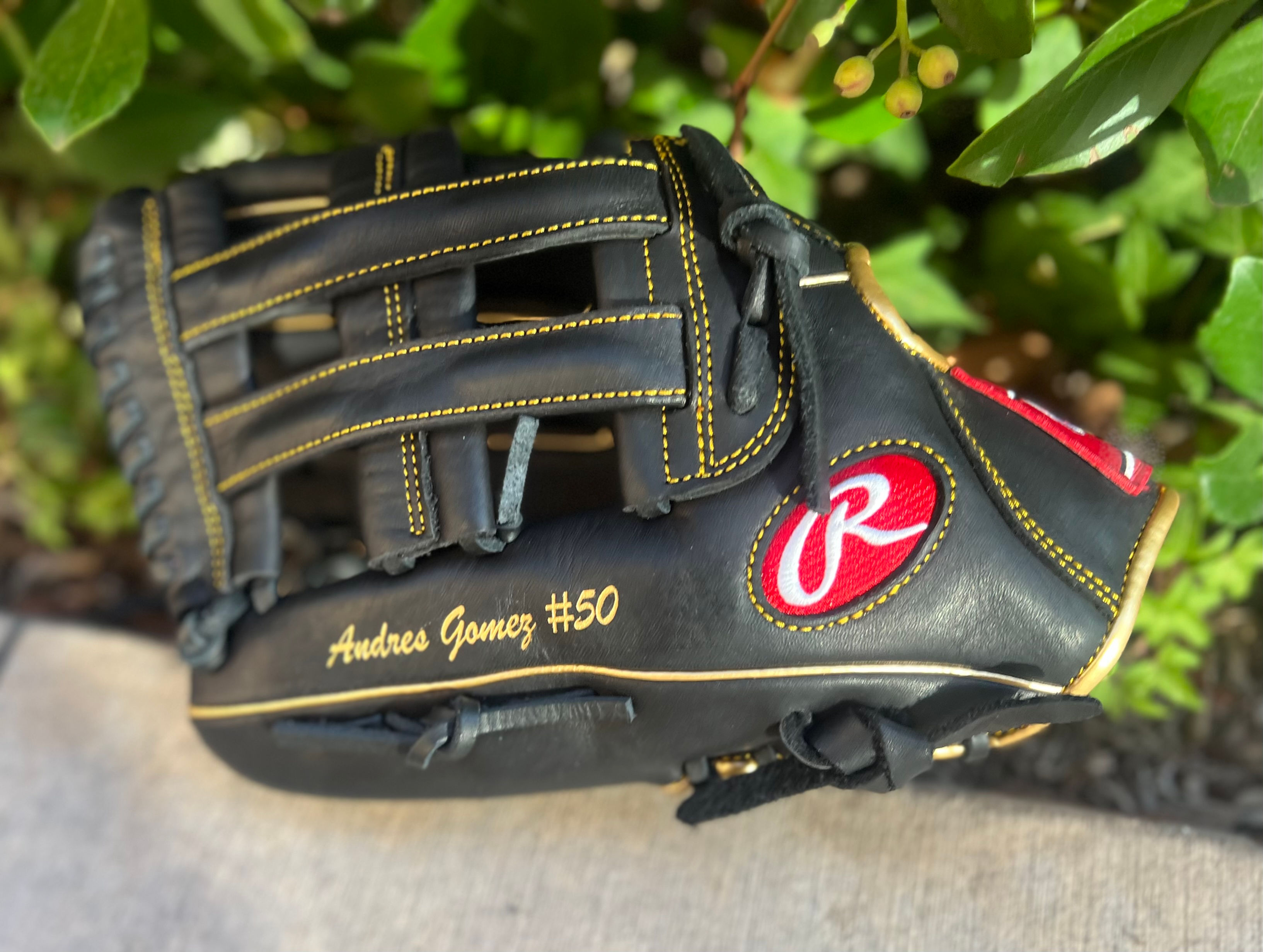 COLOR Double Area Glove Engraving