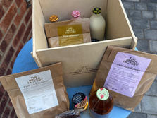 Modern Milkman groceries in recyclable and reusable packaging