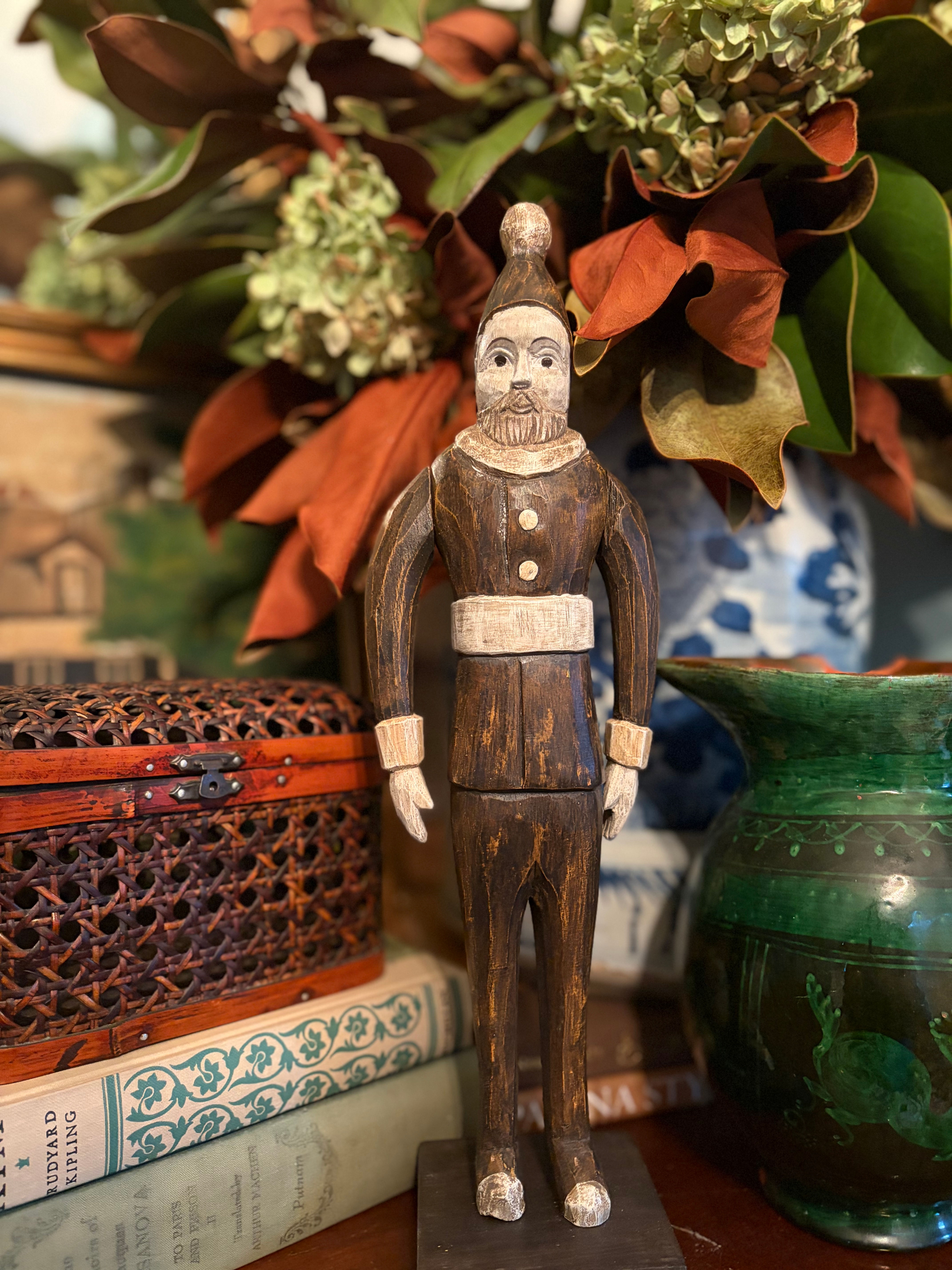 Folk Art Santa 