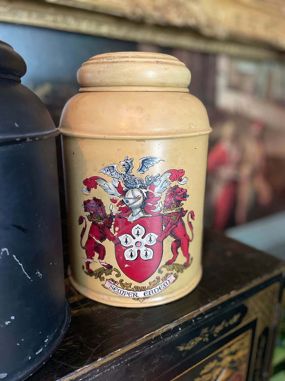 Thumbnail: Tole canister