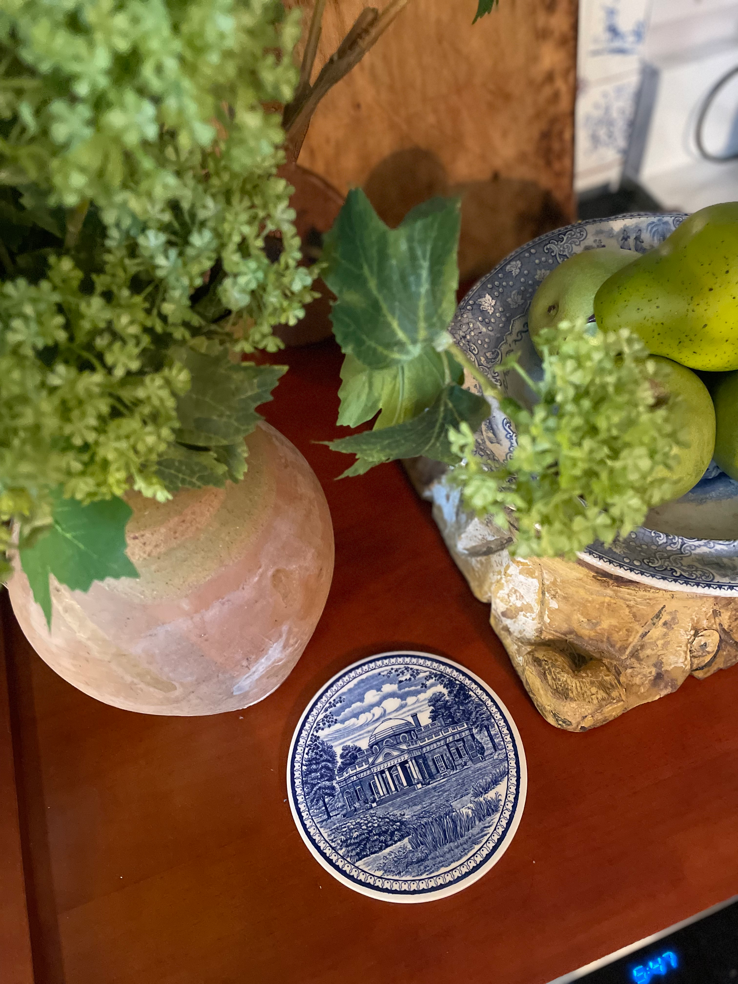 Blue and white Monticello trivet 