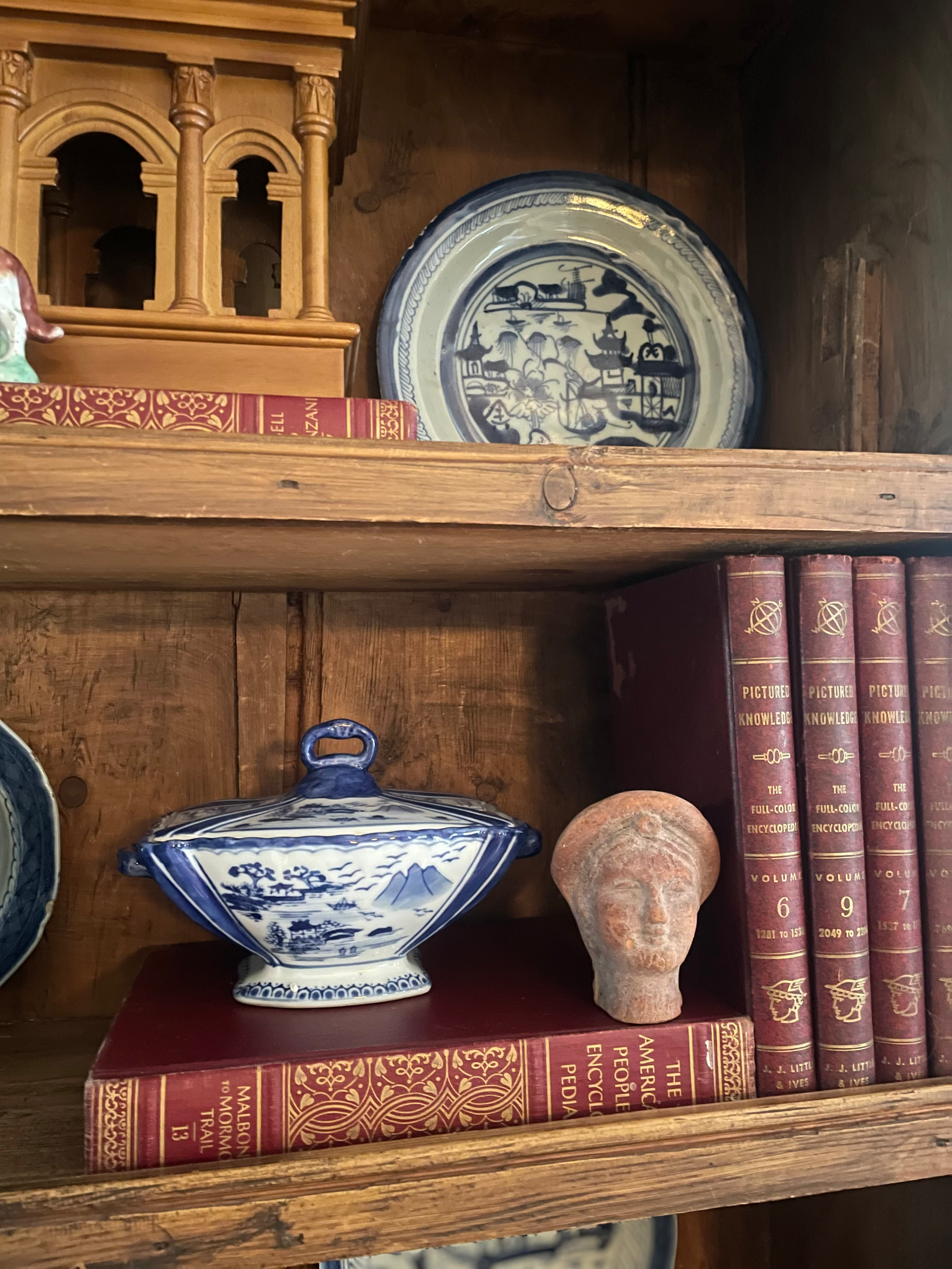 Blue and white Tureen 