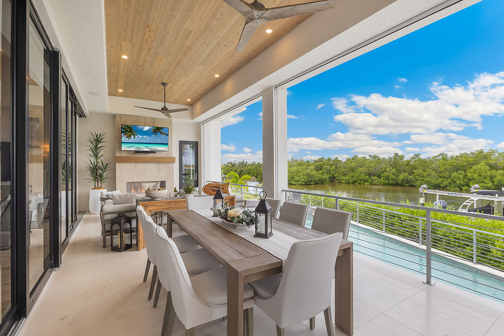 INDOOR-OUTDOOR LIVING