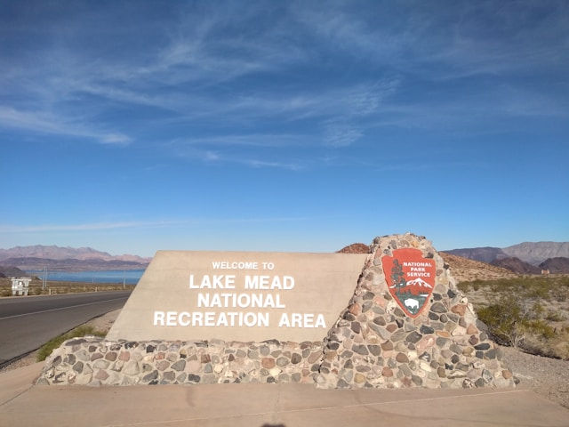  "Love Lake Mead" Clean Up  | NPS & Get Outdoors Nevada