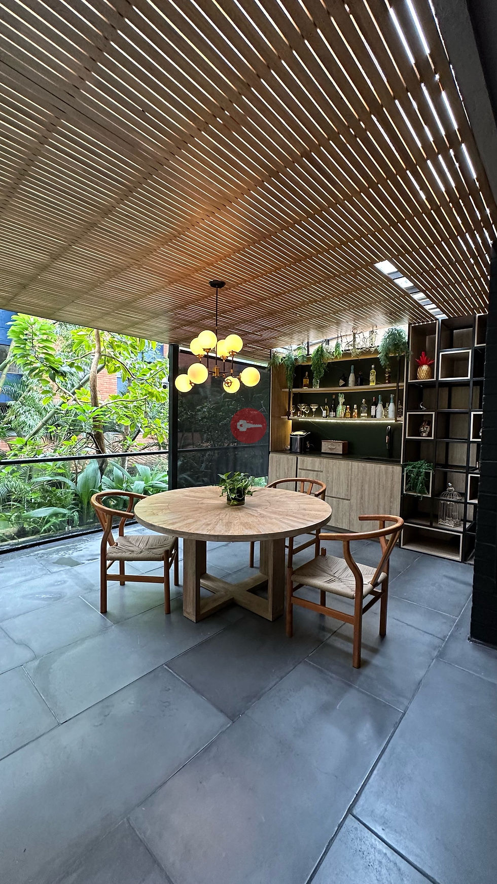 Miniatura: 2.650 millones (COP) apto con terraza con pérgola