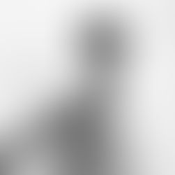 How I Became the Go-To Makeup Artist for Natural Beauty