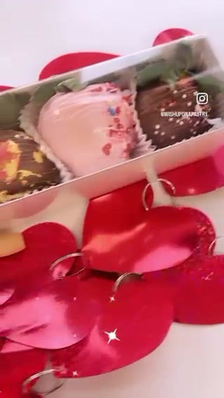 chocolate covered strawberries - 1 dzn