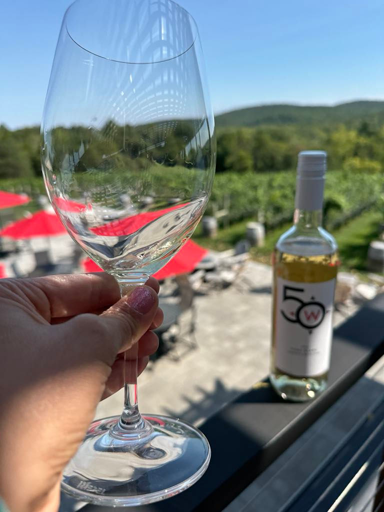 50 West Winery Refreshing White