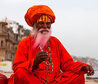 SADHU VARANASI iStock_000012747908XXXLar