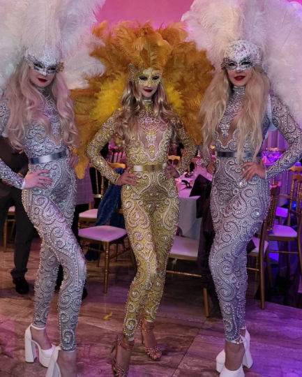 Melissa stage costume. All colours