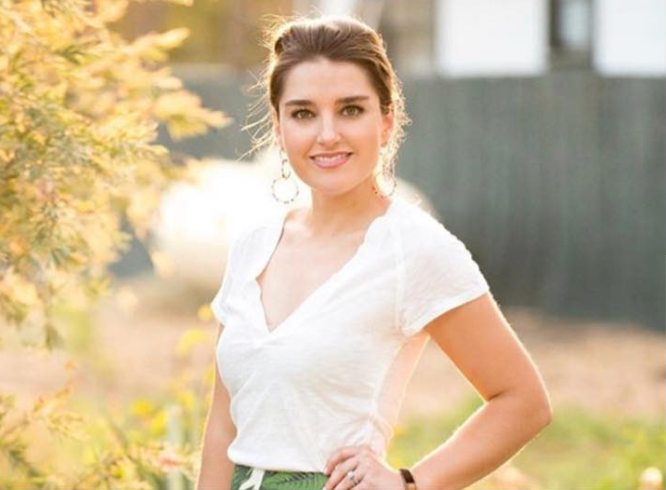 24 Lauren