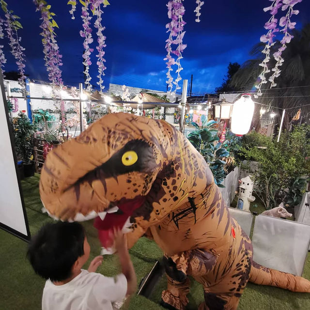 夜のバンブーパーム