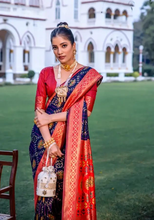 Thumbnail: Women's Navy Blue Patola Woven Silk Saree