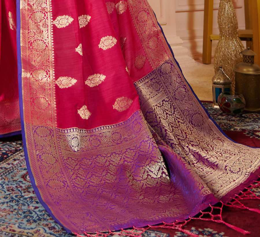 Thumbnail: Pink Soft Silk Saree With Zari Weaving