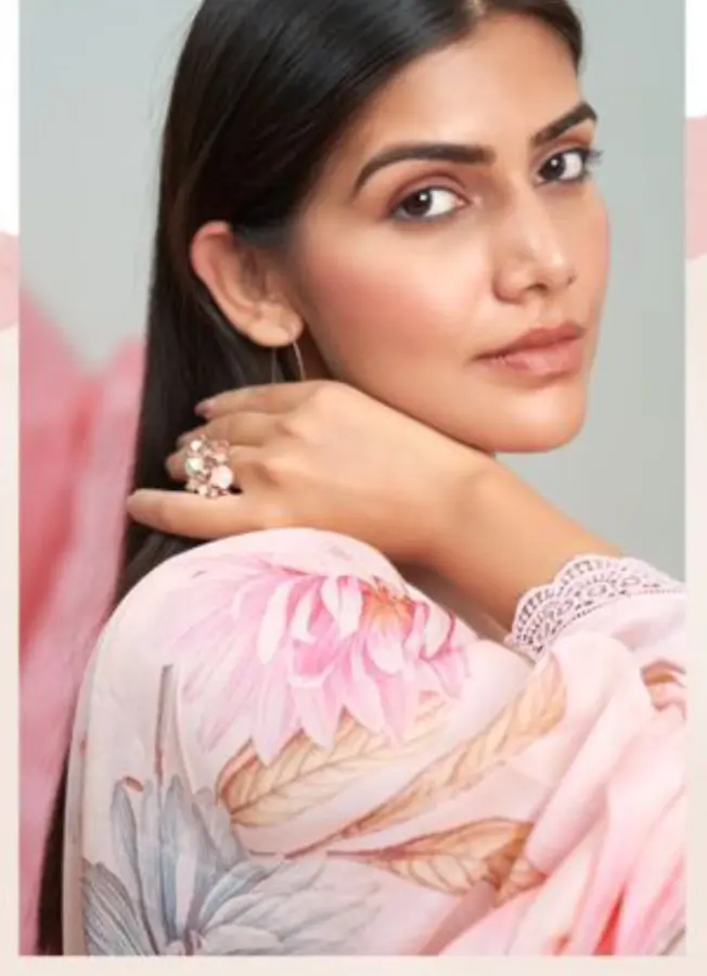 Thumbnail: Peach Muslin Embroidered Suit Set Viscose Bottom, Dupatta Unstitched Suits