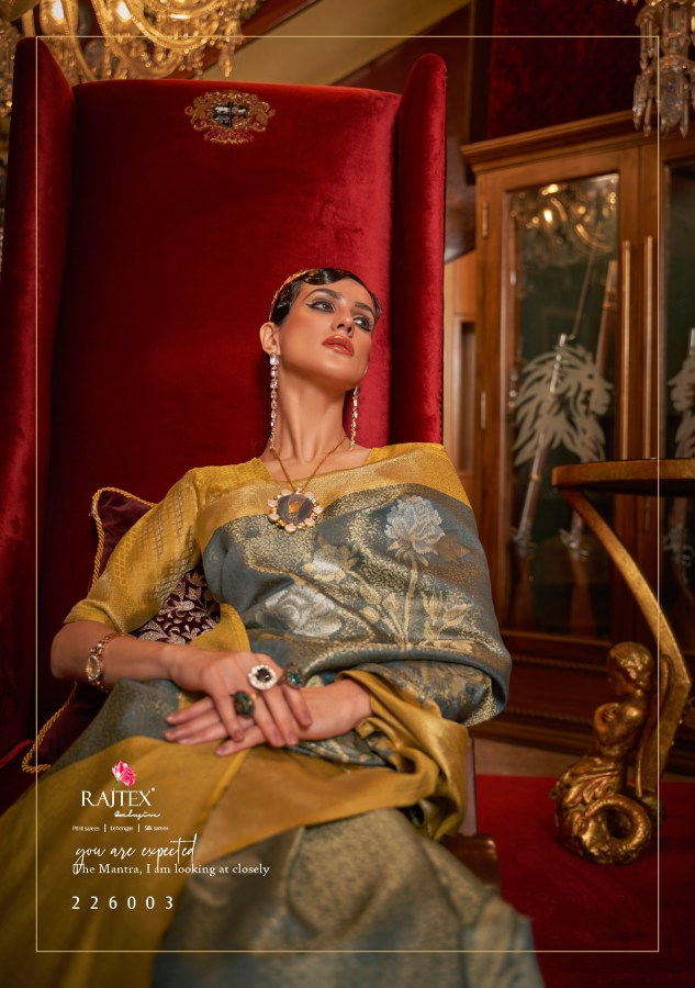 Thumbnail: Elegant Brown Pure Silk Saree with Exquisite Woven Work