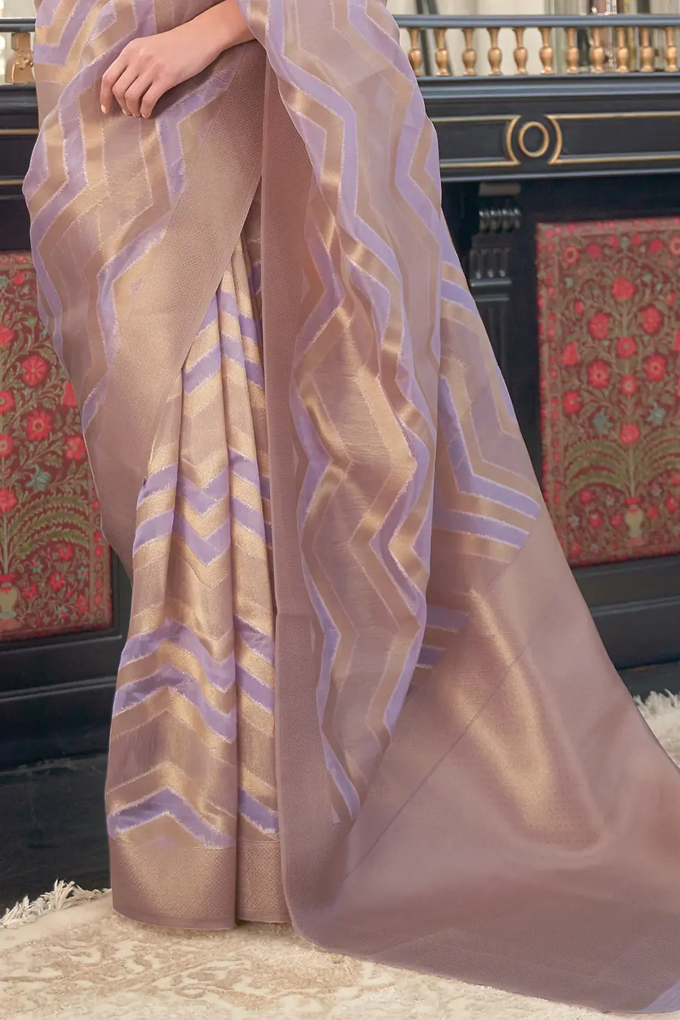 Thumbnail: Women's Mauve Lehariya Organza Zari Saree