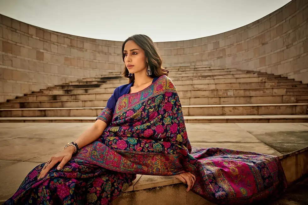 Thumbnail: Elegant Blue Banarasi with Floral Woven Cotton Silk Sare