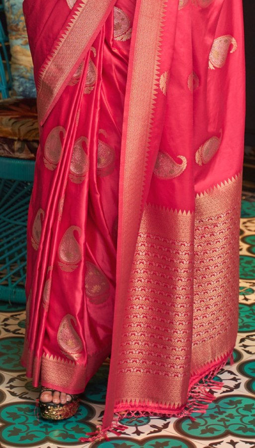 Thumbnail: Women's Pink Woven Nylon Saree With Blouse