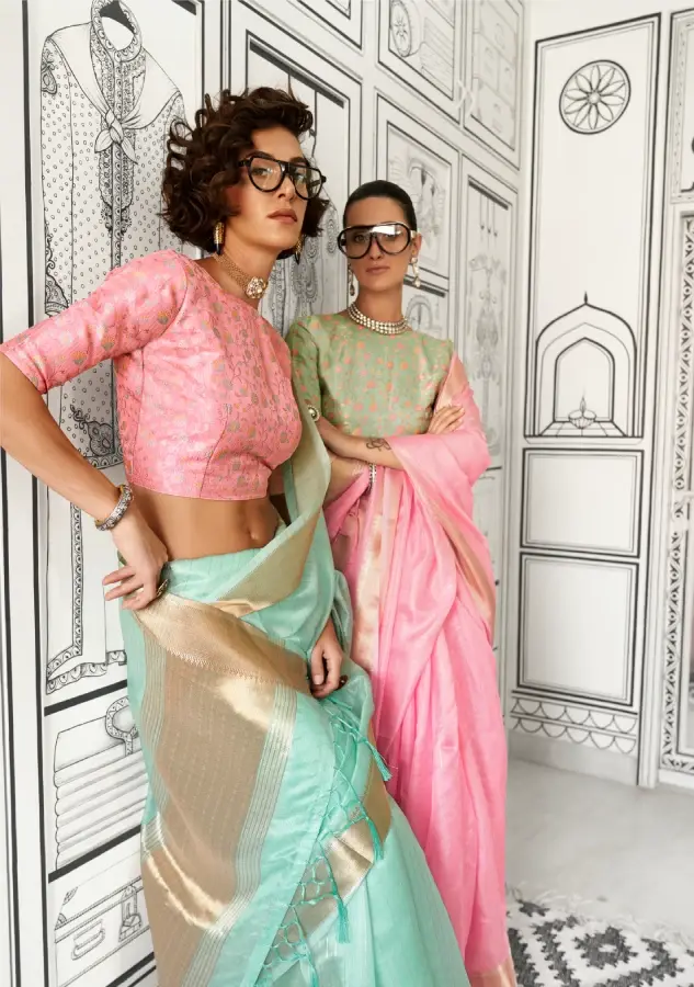 Thumbnail: Elegant Pink Chiffon Handloom Saree With Jacquard Blouse
