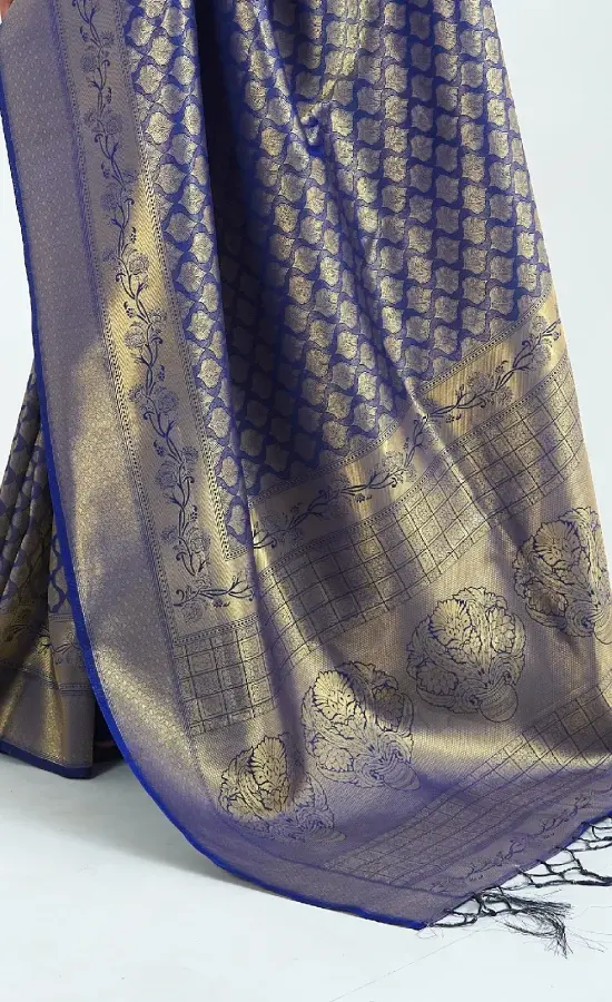 Thumbnail: Elegant Navy Blue Kanjivaram Silk Saree with Gold Border