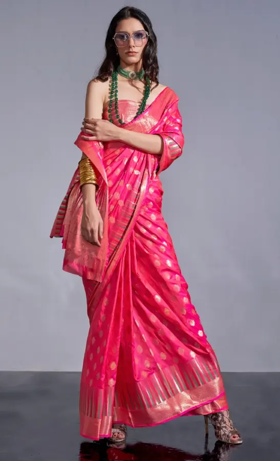 Thumbnail: Pink Banarasi Silk Saree Temple Border With Brocade Blouse Piece