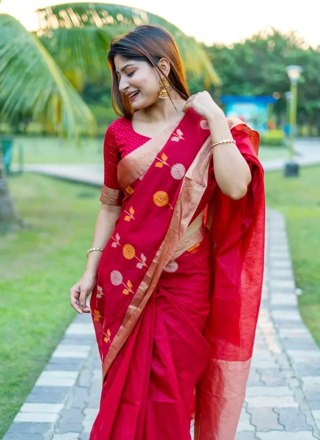 Thumbnail: Women's Red Woven Work Cotton Silk Saree