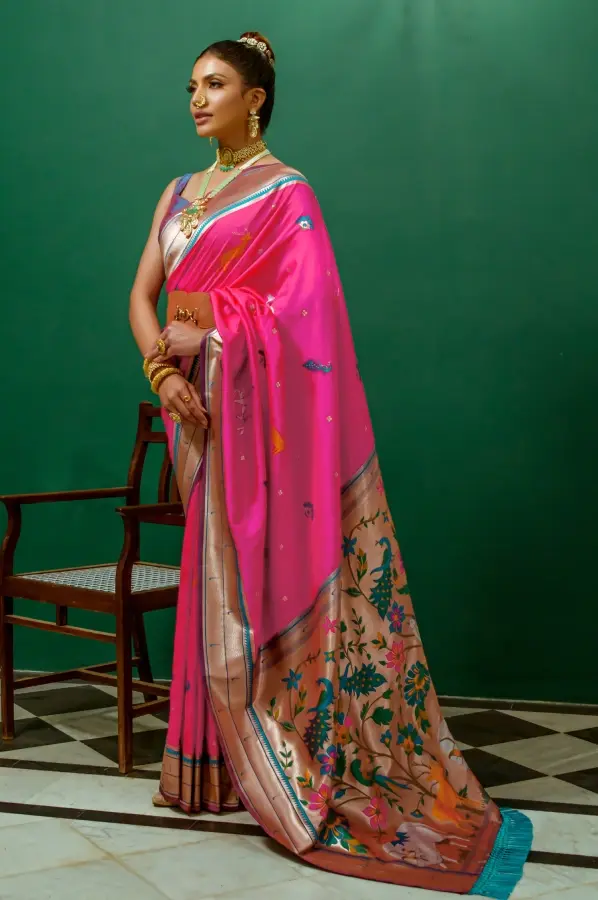 Thumbnail: Exquisite Rani Pink Paithani Silk Saree