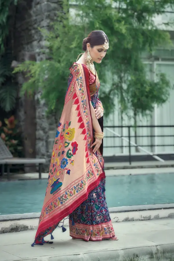 Thumbnail: Navy Blue Paithani Patola Silk Saree