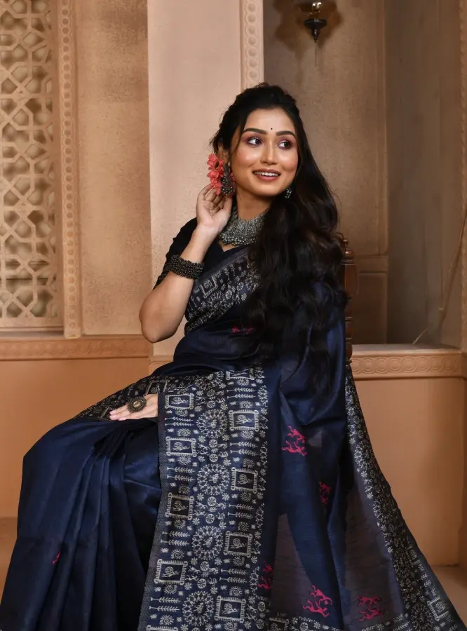 Thumbnail: Premium Navy Blue Banglori Handloom Raw Silk Saree