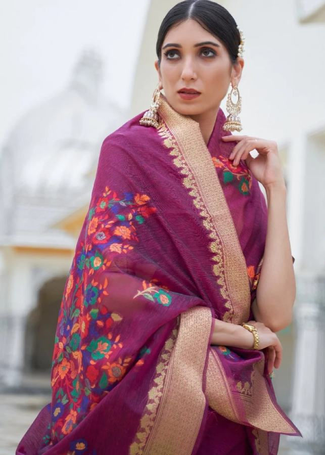 Thumbnail: Classical Magenta Linen Saree