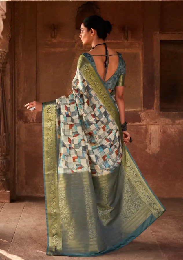 Thumbnail: Women's Blue Silk Handloom Weaving Saree